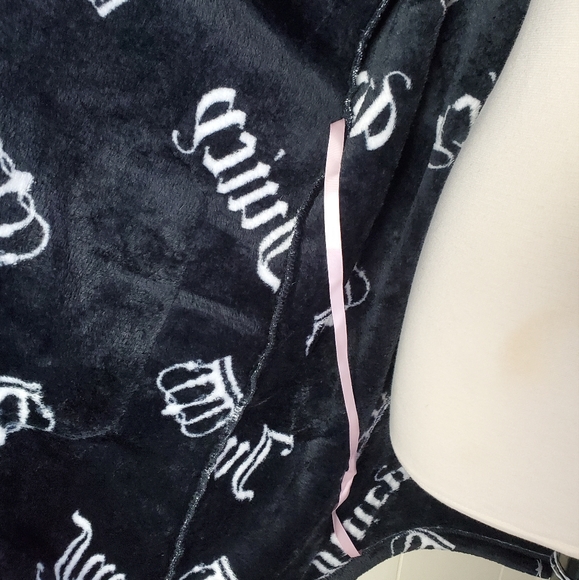 JUICY COUTURE black crown robe - Picture 3 of 3